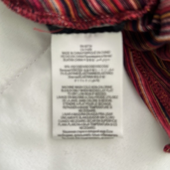 BCBG MaxAzria above the knee striped dress multicolored w quarter length sleeves - Picture 9 of 9